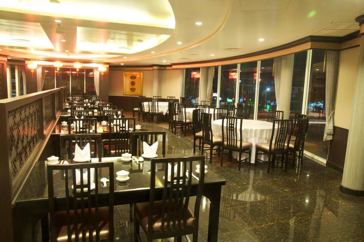 Jolly Suites&Spa Petkasem Ban Nong Khaem  Ngoại thất bức ảnh